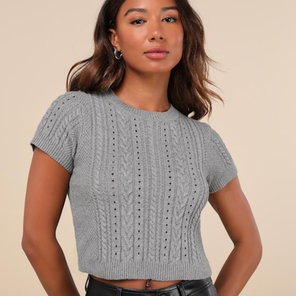 Lulus Modish Ways Heather Grey Cable Knit Short Sleeve Sweater Top - Size XS